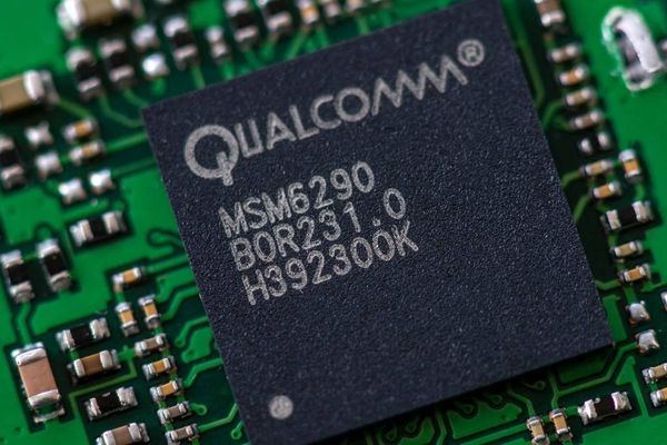 Qualcomm's Agentic CPUs and Smartphones: New Privacy Challenges in the AI Era