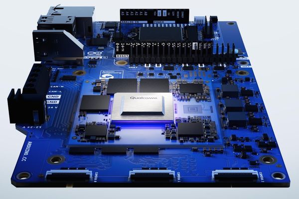 Qualcomm's Arduino Ventuno Q: A Powerful New SBC for Physical AI Projects