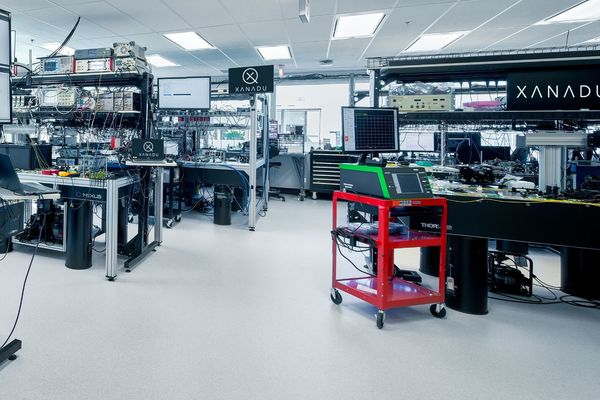 Quantum photonics roadmap — how Xanadu and PsiQuantum are looking to transfer qubits through beams of light