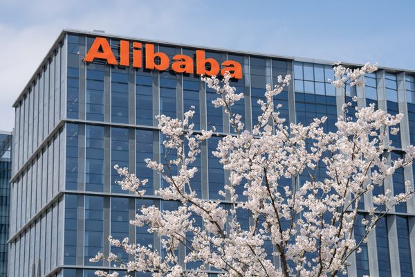 Alibaba Qwen Technical Lead Lin Junyang Departs Amid Organizational Restructuring