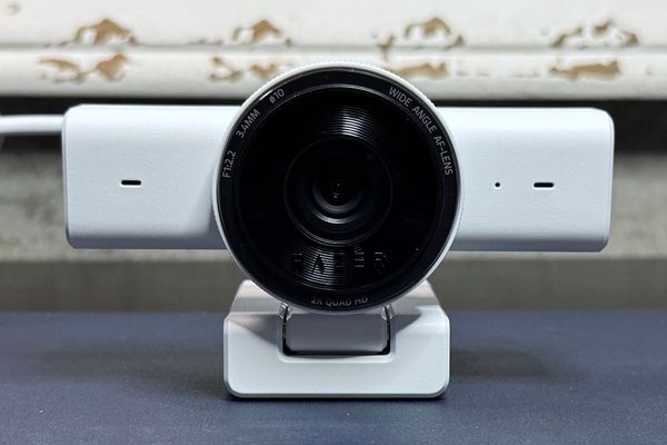 Razer Kiyo V2 X Review: 2K Webcam Enters Sub-$100 Market with Aggressive Auto-Focus