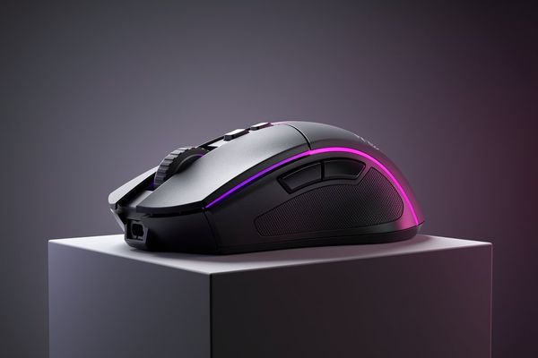Razer Viper V3 Pro Gaming Mouse Drops to $109.99: Analyzing the 8K Polling Rate Trade-off