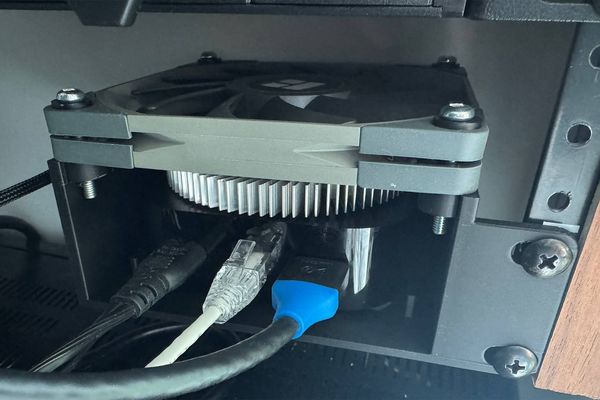 Reddit User Solves Apple TV 4K Stuttering with DIY Cooling Solution