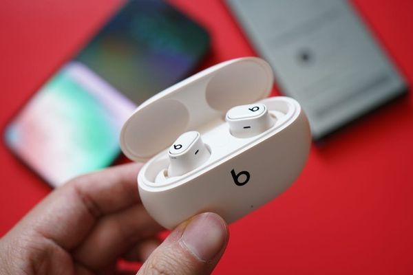 Refurbished Beats Studio Buds Plus Slashed to $60 in Rare Best Buy Sale