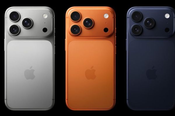 iPhone 17 Demand Drives Apple's Record Q1 Smartphone Revenue, Implications for Mobile Developers