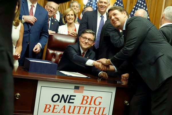 Republicans seek elusive path to restoring DHS funding