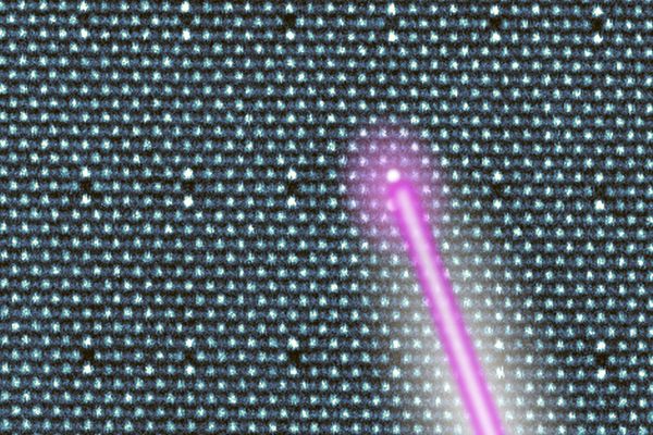 MIT Researchers Reprogram Crystals by Rapidly Rearranging Thousands of Atoms
