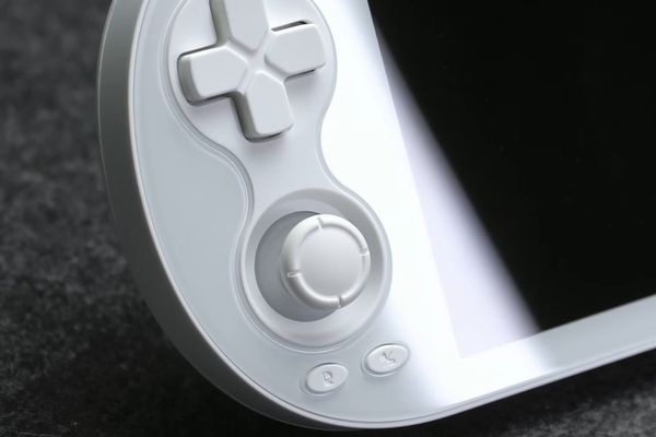 RG Vita Handheld Reveals Tiger T618 Chipset: Nostalgic Design Meets Mid-Tier Performance