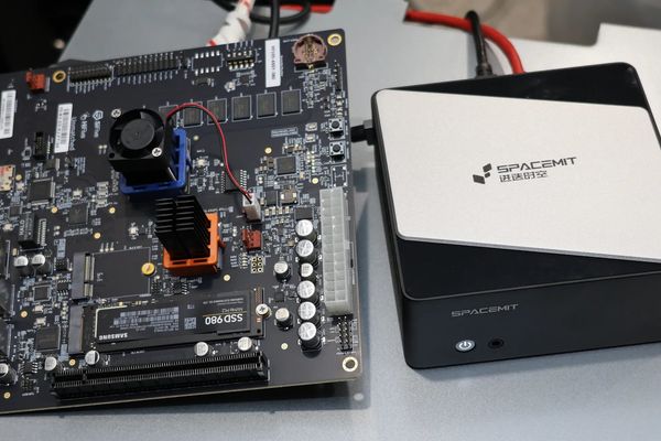 RISC-V Performance Jumped 8x in Five Years: From SiFive HiFive Unmatched to SpacemiT K3