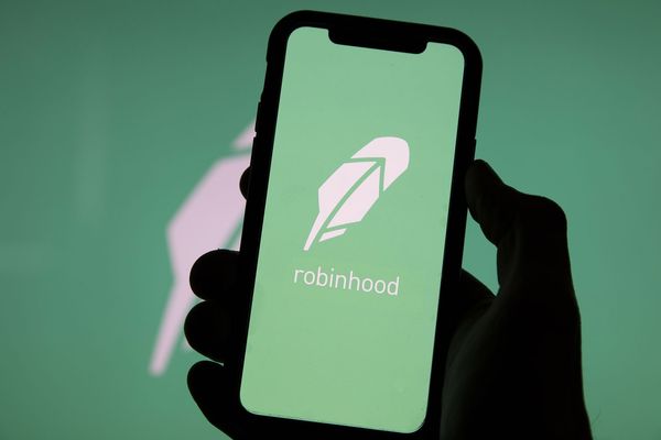 Robinhood Account Creation Flaw Abused in Sophisticated Phishing Campaign