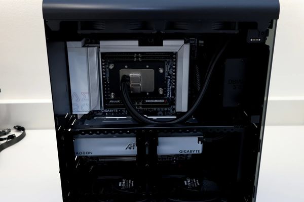 ROCm 7.0.0 vs. 7.2.3 on the Radeon AI PRO R9700 – What the Numbers Really Say