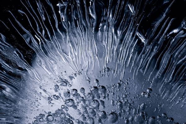 Salted Ice Generates Waste-Free Electricity, Unveiling Flexoelectric Potential
