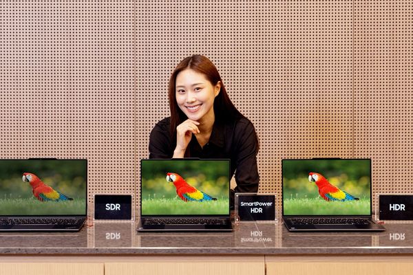 Samsung and Intel Introduce SmartPower HDR for Panther Lake OLED Laptops with 22% Power Reduction