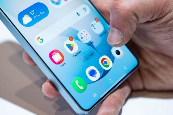 Samsung Introduces 'Finder' Search in One UI 8.5, Drawing Clear Inspiration from iOS Spotlight