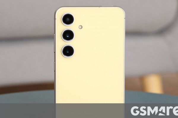 One UI 8.5 stable update rolls out to Galaxy S24, Fold6 and Flip6 in the US