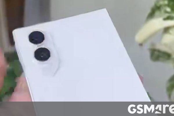 Hands‑on video reveals Samsung Galaxy Z Fold Wide dummy – what we know so far