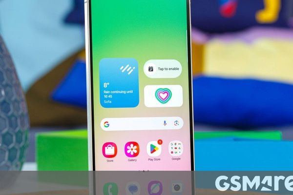 Samsung Turns to Chinese Supplier for Mid-Range Displays to Cut Costs