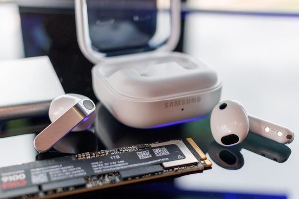 Samsung Galaxy Buds 4: Flat Stems, Bluetooth 6.1, and UHQ Audio in Refined Design