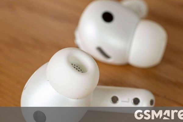 Samsung's Hearapy App Uses Sound Waves to Combat Motion Sickness Through Earbuds