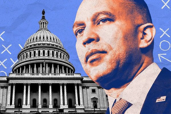 House Democratic Leader Jeffries opposes bill funding DHS and ICE