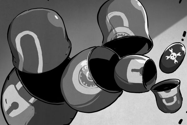 CoverDrop: When Encryption Isn't Enough—The Art of Deniable Communication