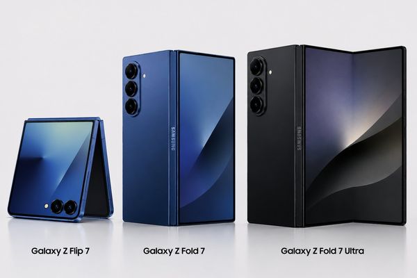 Side-by-side size comparison of Samsung's upcoming foldable lineup leaked