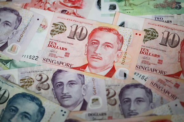 Singapore vs Hong Kong: The Battle for IPO Supremacy in Asia's Financial Hubs