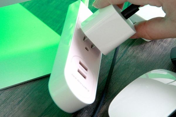 Slash Your Energy Bills: The Tech-Savvy Guide to Unplugging Vampire Devices
