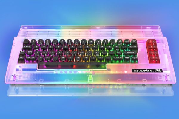 Commodore Reintroduces C64C Ultimate Edition Using Original 1986 Tooling