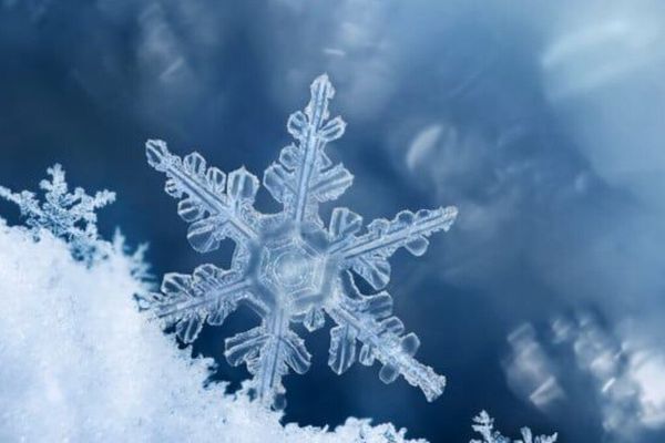 Snowflake’s $6 billion gamble on AWS Graviton CPUs and AI accelerators raises data‑privacy questions
