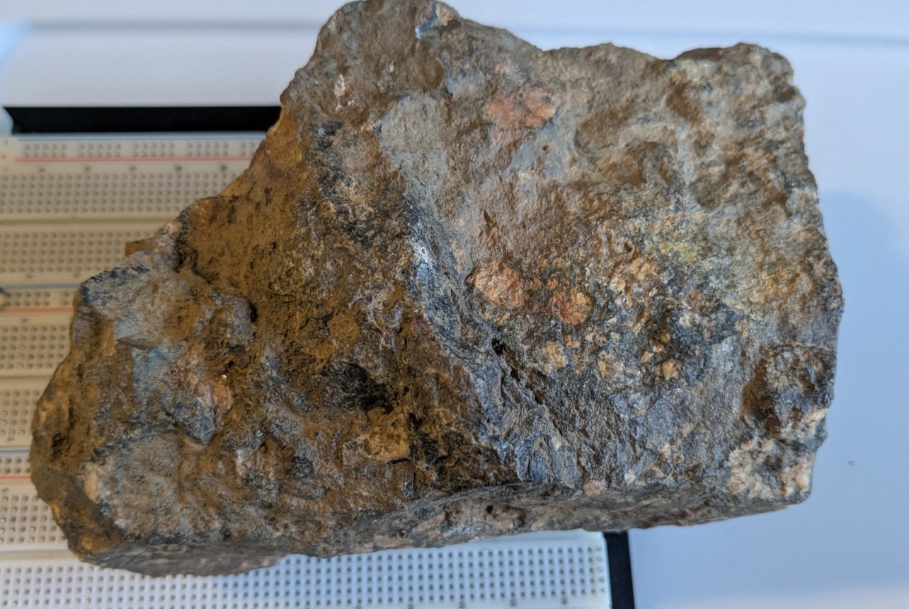 Some hot rocks: (Maurycy's blog)