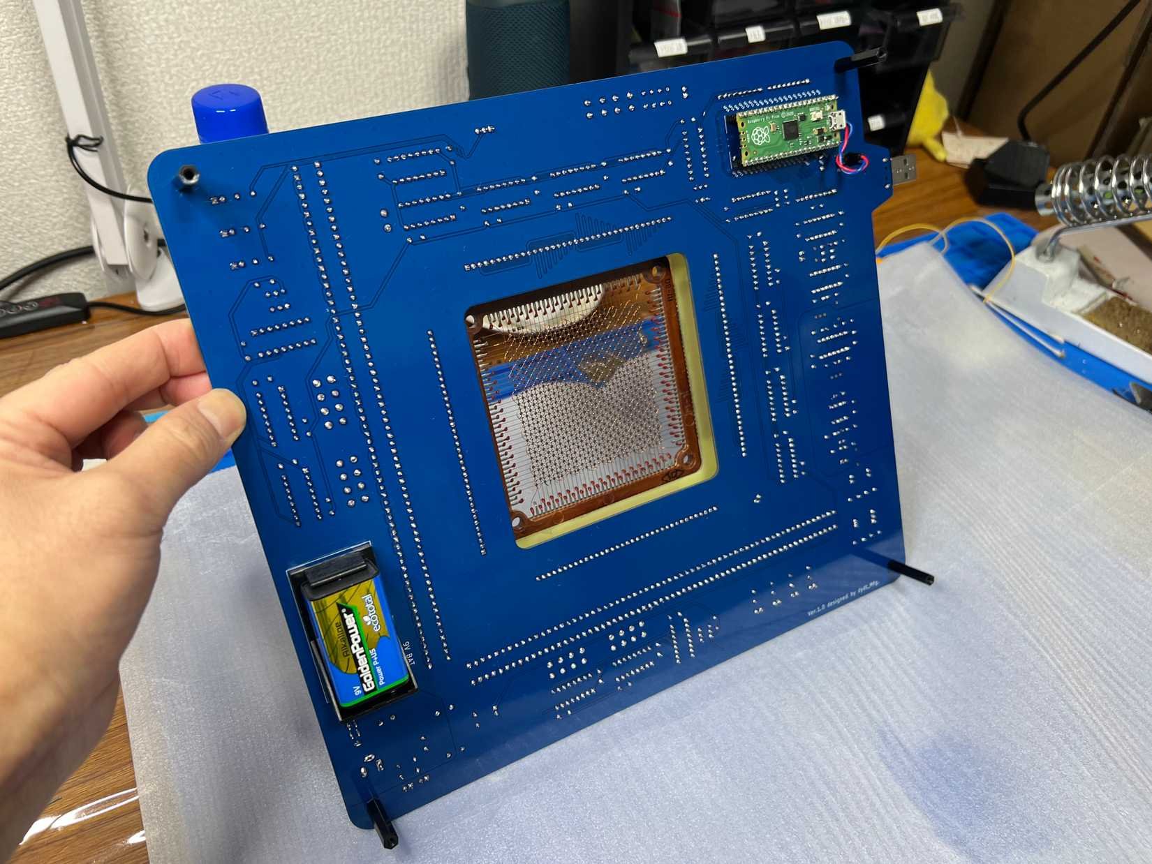 The back of the Magnetic Core Memory USB