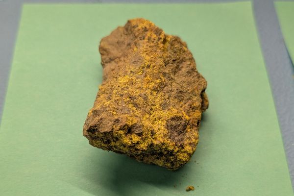 Stabilizing Dusty Carnotite: A Practical Guide to Rock Consolidation with Diluted Polyurethane