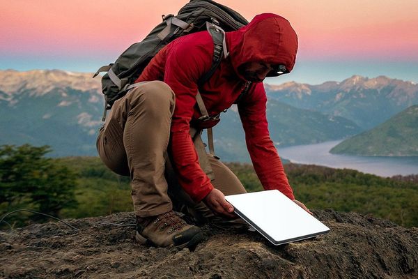 Starlink Mini Dish Drops to $199 as SpaceX Targets Mobile Users with New Roaming Plan