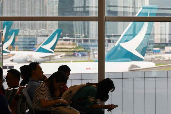 Swire Raises $600M Through Cathay-Exchangeable Bonds, Putting 6% of the Airline in Play