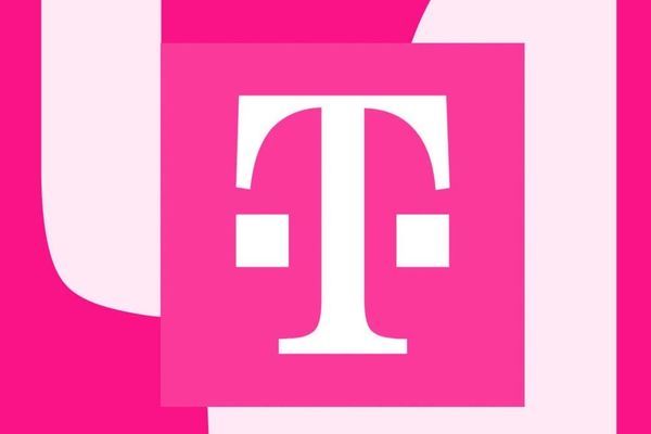 T-Mobile's Satellite Service Expands to Support MMS and App Data via Starlink