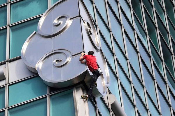 Netflix's Taipei 101 Free Solo Climb Signals Strategic Shift Toward Live Event Dominance