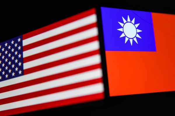 U.S.–Taiwan Trade Deal Secures Zero-Tariff Chip Quotas While Protecting Taiwan's Semiconductor Leadership