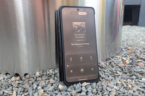 TCL Nxtpaper 60 Ultra: Redefining Eye Comfort in Mid-Range Smartphones