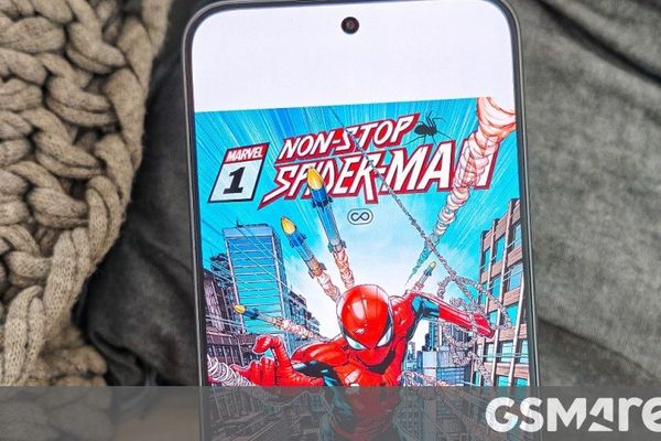 TCL's Revolutionary AMOLED NxtPaper Display: Merging Paper Comfort with Digital Brilliance