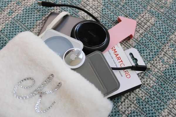 Tech Shopping in Crisis: 5 Tactics to Dodge Inflation and Secure Holiday Gadgets