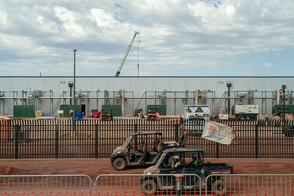 US Data Center Expansion Hampered by Electrical Equipment Shortage, Increasing Reliance on Chinese Imports