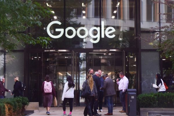 Tech Companies Track AI Usage, Factor It Into Performance Reviews