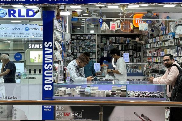 UK Court Orders Samsung to Pay ZTE $392M for Network Access Patents Amid Global Patent Dispute