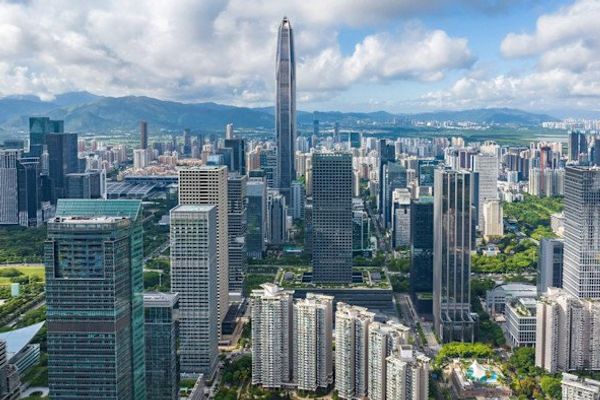 AI Brain Drain: Top Researchers Return to China Amid US Immigration Challenges