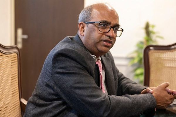 India Proposes Global AI Commons at New Delhi Summit, Focusing on Social Applications