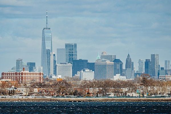 Airbnb Expands Beyond Homes With Boutique Hotel Pilot in Major Cities