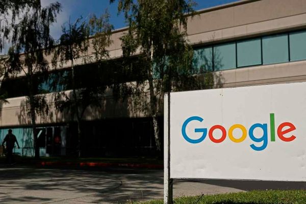 Alphabet Overtakes Apple in Market Cap Amid AI Surge; OpenAI Launches Health Division