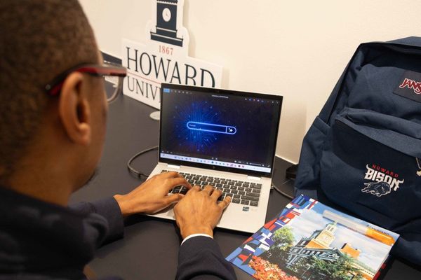 Anthropic and CodePath Forge AI Alliance in Community Colleges Amid Curriculum Transformation Debate