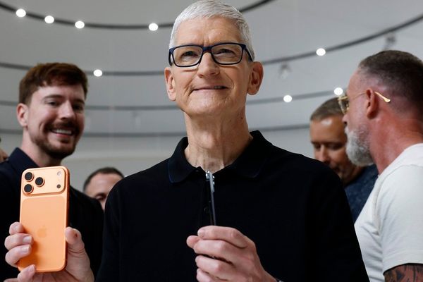 Apple Loses Supply Chain Leverage as AI Companies Outbid for Components